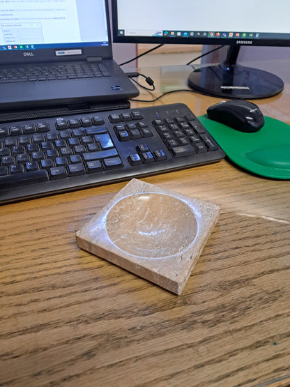 Cenicero de mármol travertino