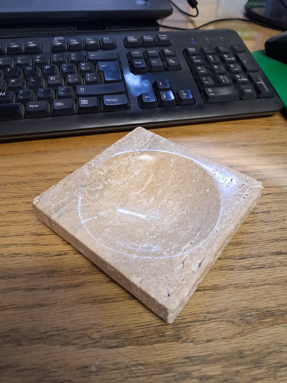 Cenicero de mármol travertino