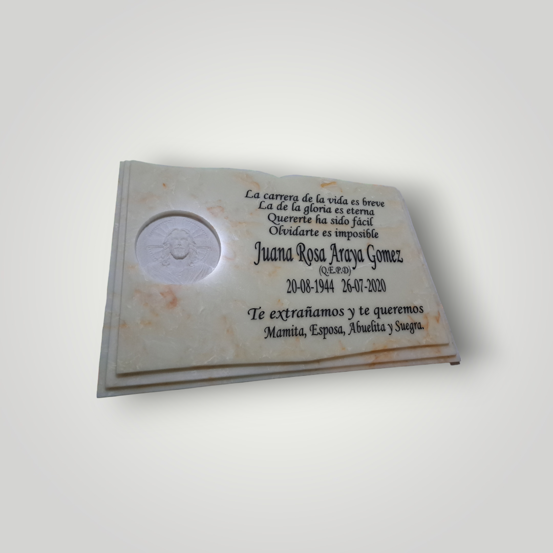 Lapida de cuarzo con diseño de libro más grabado de diseño bajo relieve.