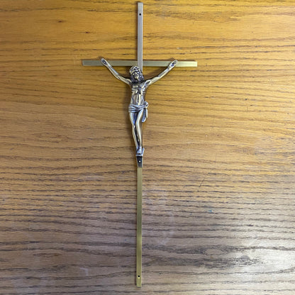 Cruz con Cristo en Metal – Bronce Envejecido 45 cm