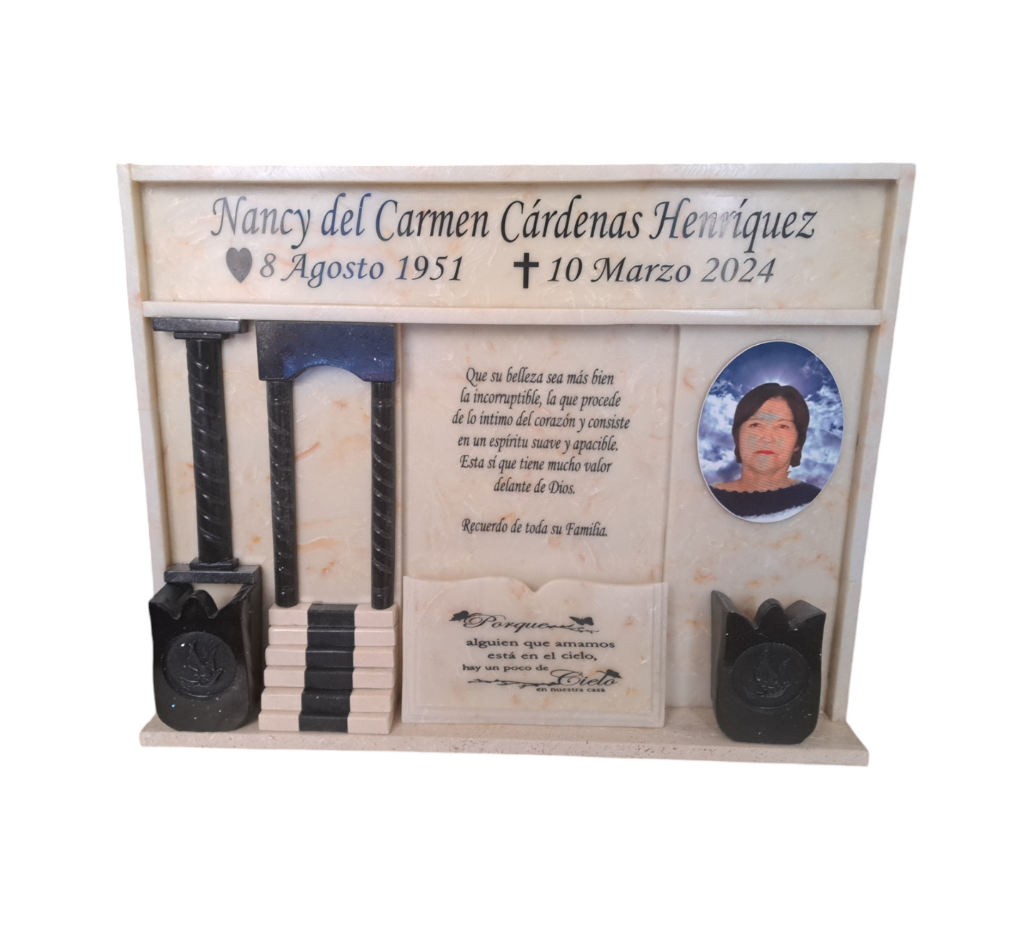 Lapida de nicho con pilares