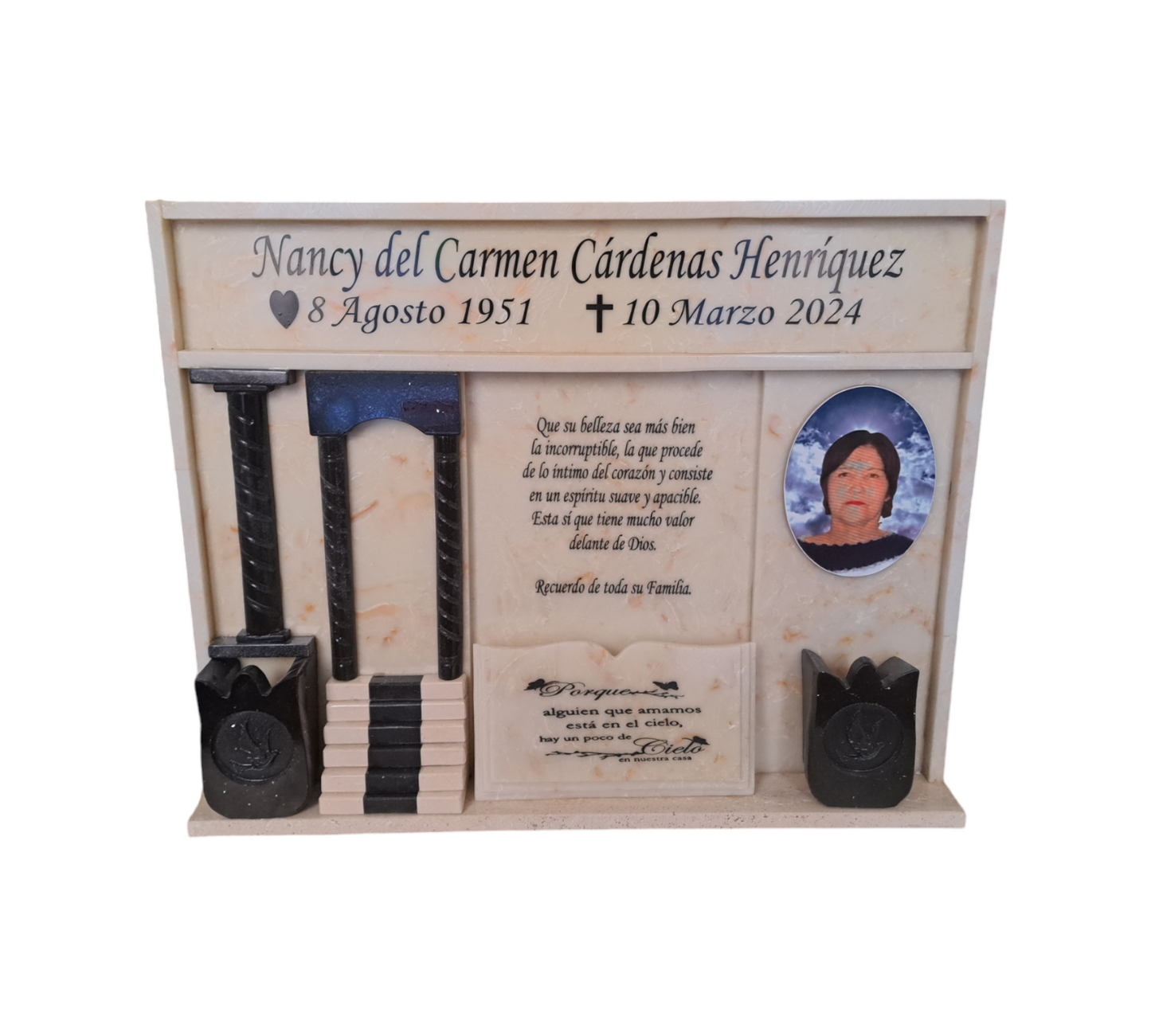 Lapida de nicho con pilares