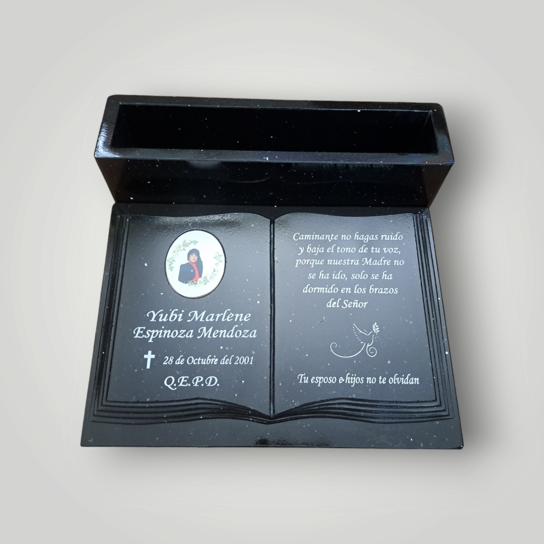 Lapida de cuarzo negra con base