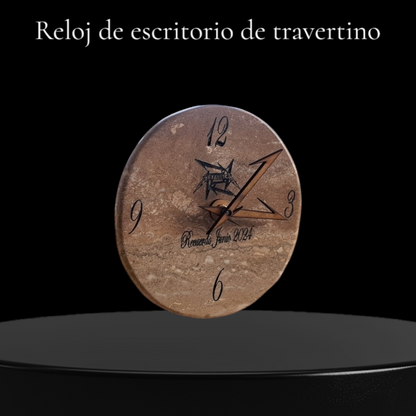 Reloj de escritorio de mármol travertino